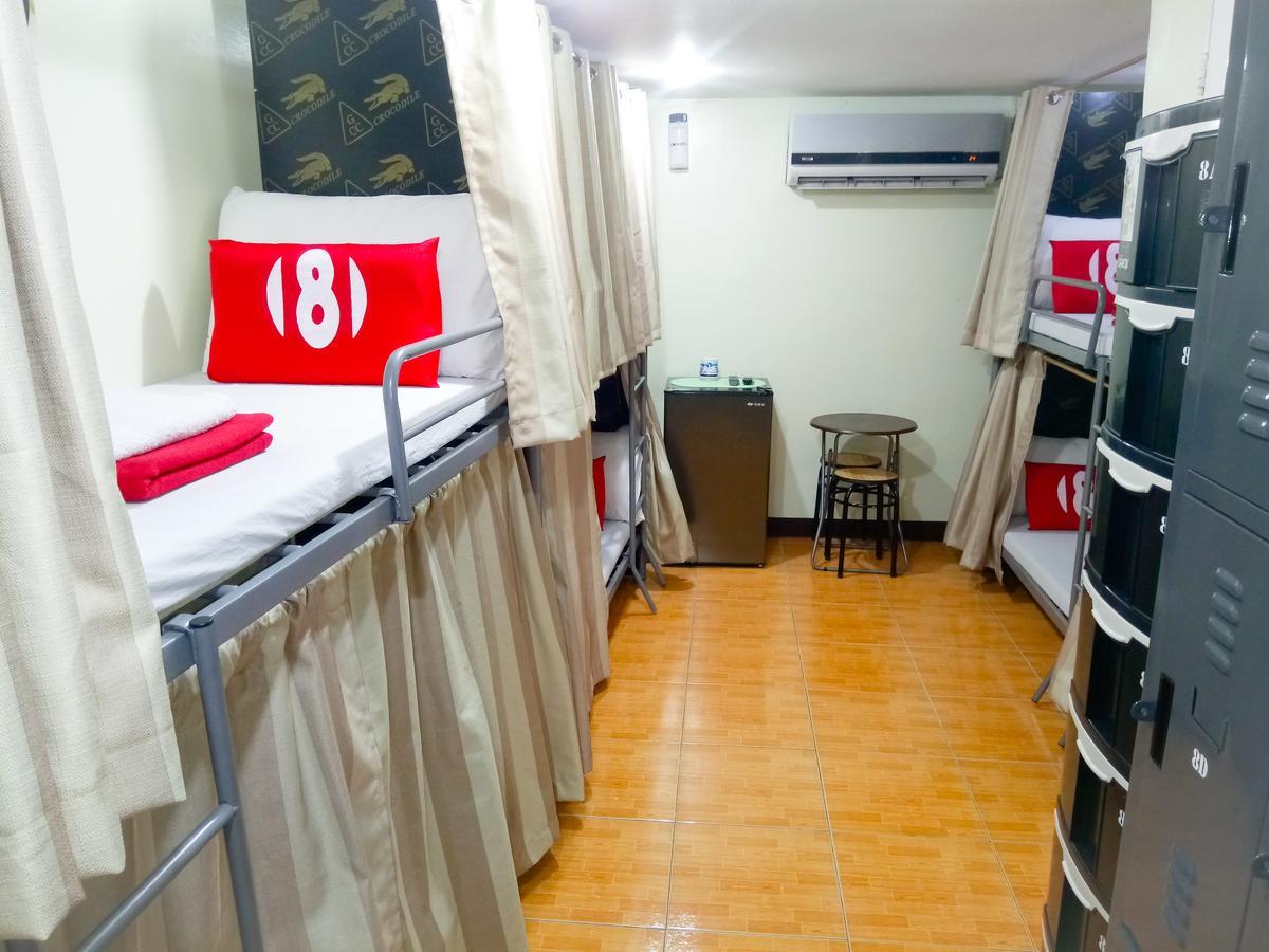 8Hostel Manila Exterior foto